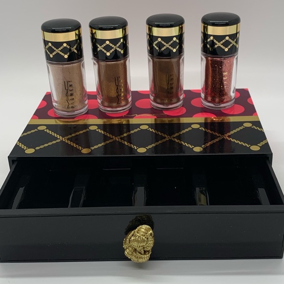 MAC Nutcracker Sweet Bronze Pigments & Glitter Kit - Picture 5 of 7